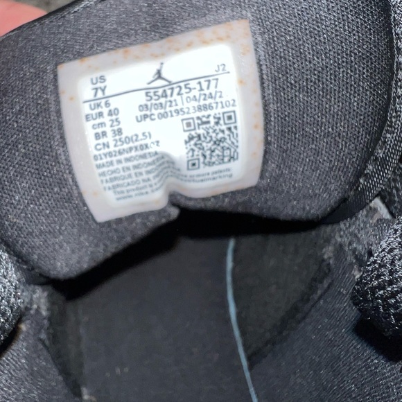 Nike Jordan 1 - Picture 5 of 6